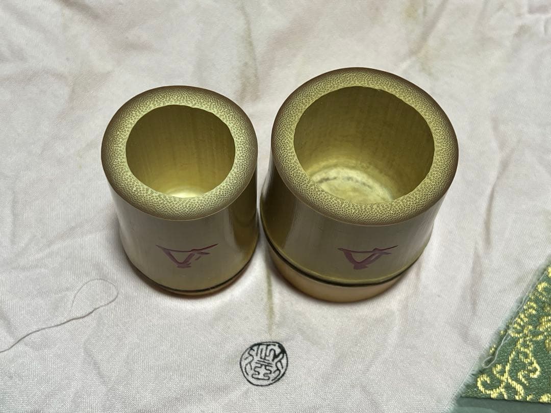 鵬雲斎在判箱書 竹蓋置 黒田正玄造 宗旦銀杏絵