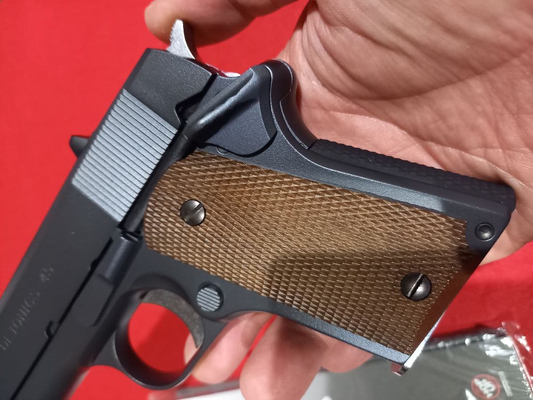 オリジナルペイント　東京マルイ　デトニクス　45