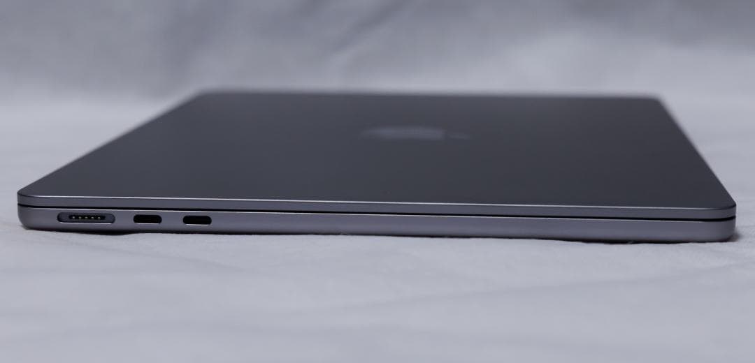 US配列 Apple MacBook Air M2 10コアGPU 512GB