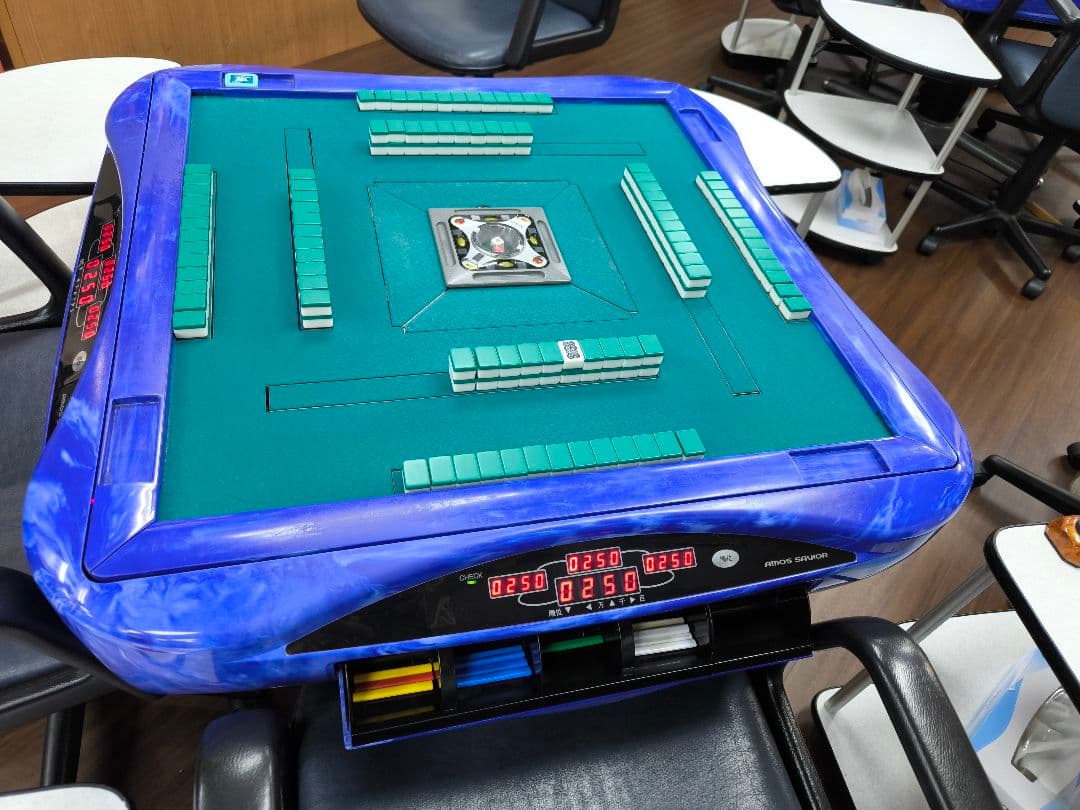 麻雀自動卓　配牌自動　アモスセヴィア