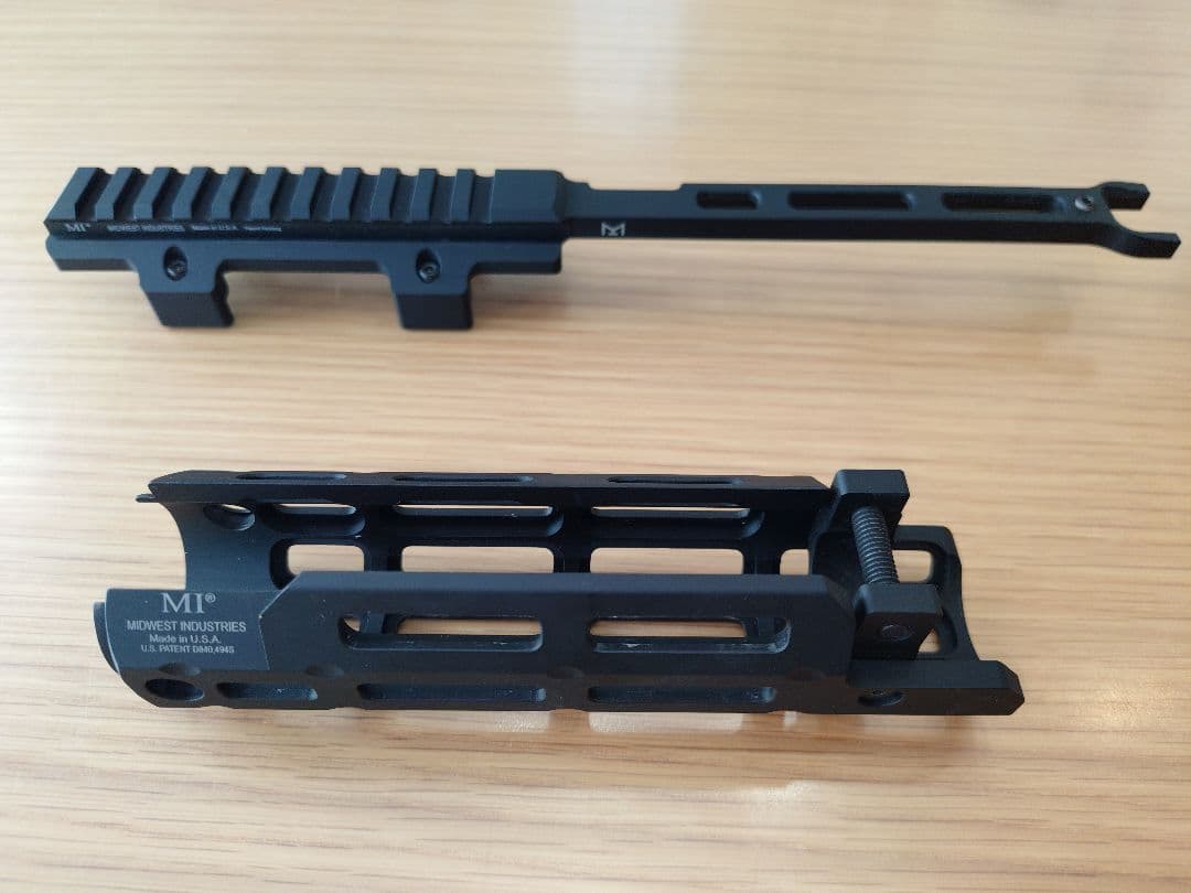 Midwest Industries MP5 ハンドガード＆マウント 実物
