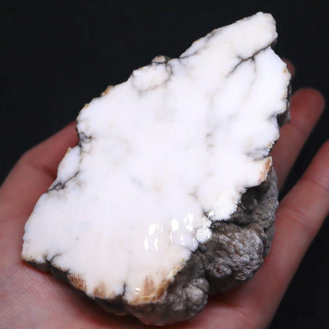 アメリカ産 ハウライト 301.9g HWT014 原石 天然石　パワーストーン