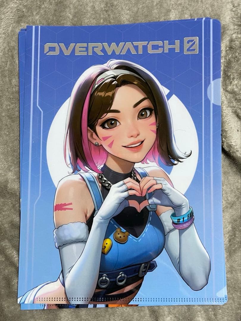 オーバーウォッチ　D.VA　Le Sserafim コラボ　クリアファイ