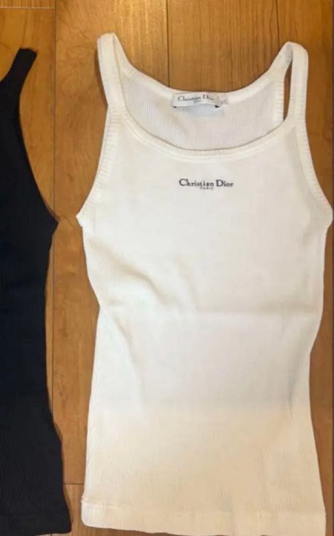 Dior ホワイト