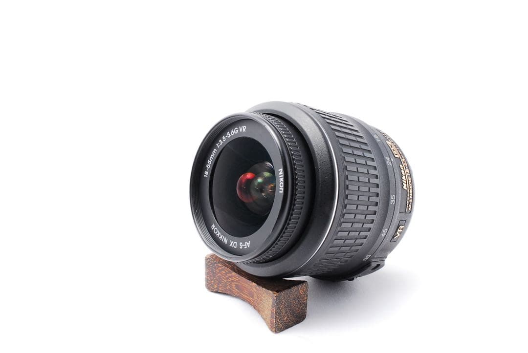 軽量・コンパクト❤️Nikon D3000 ❤️デジタル一眼レフカメラ初心者でも安心