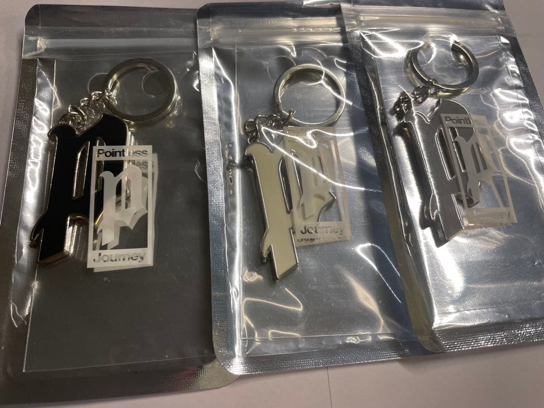POINTLESS JOURNEY LOGO KEY CHAIN 3色セット