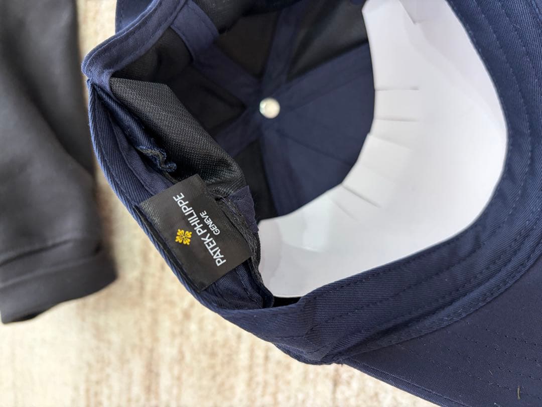 PATEK PHILIPPE パテックフィリップ刺繍ロゴ　ノベルティキャップ