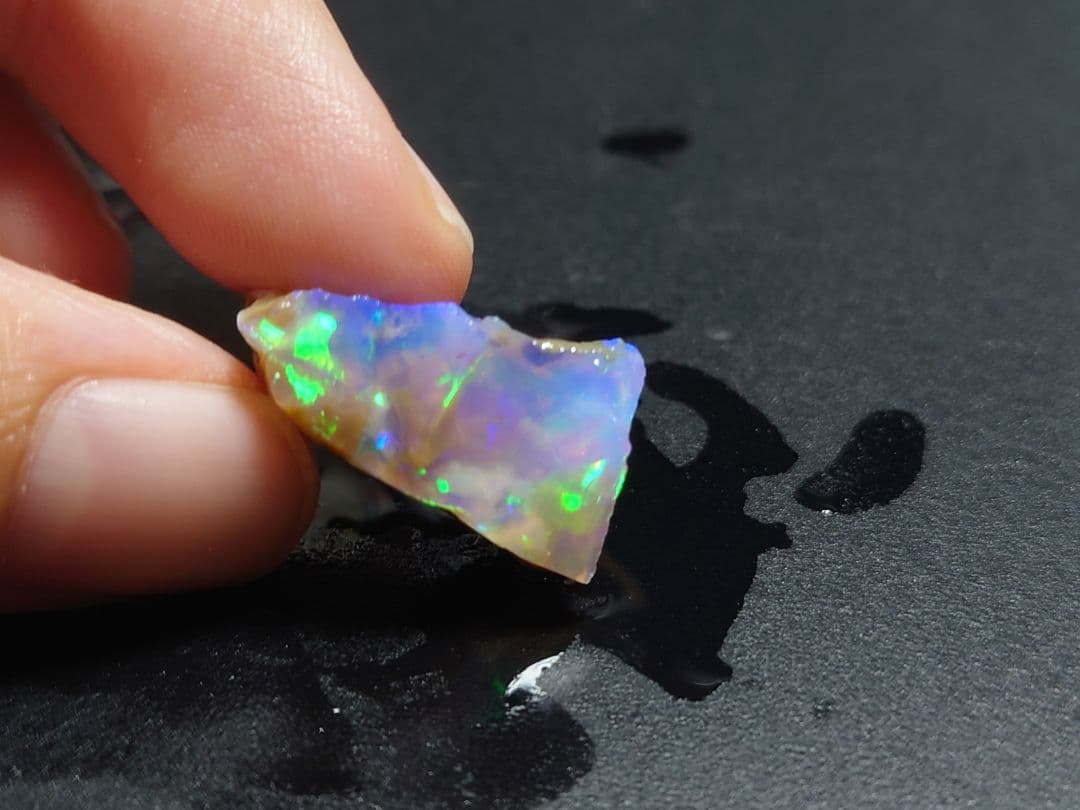 チョーク　エチオピアオパール　ウェロ産　鉱物標本　原石