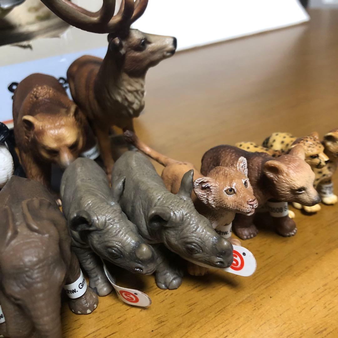 シュライヒ(Schleich) フィギュア　33体+トラック1台セット その他3