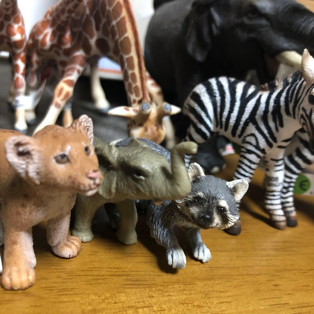 シュライヒ(Schleich) フィギュア　33体+トラック1台セット その他3