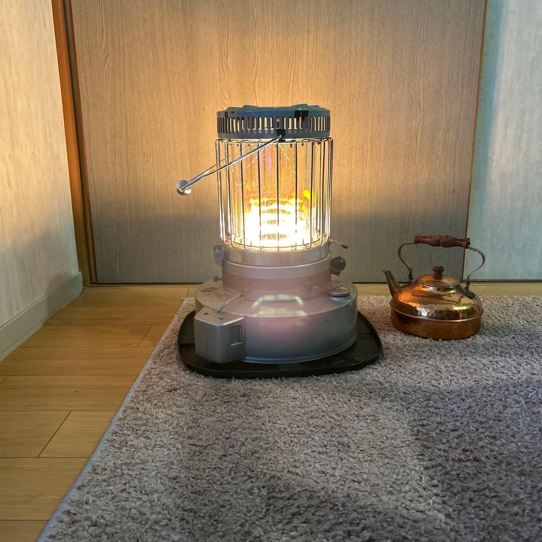 希少　トヨトミ レインボー メルヘン　ストーブ　石油ストーブ　グランピング