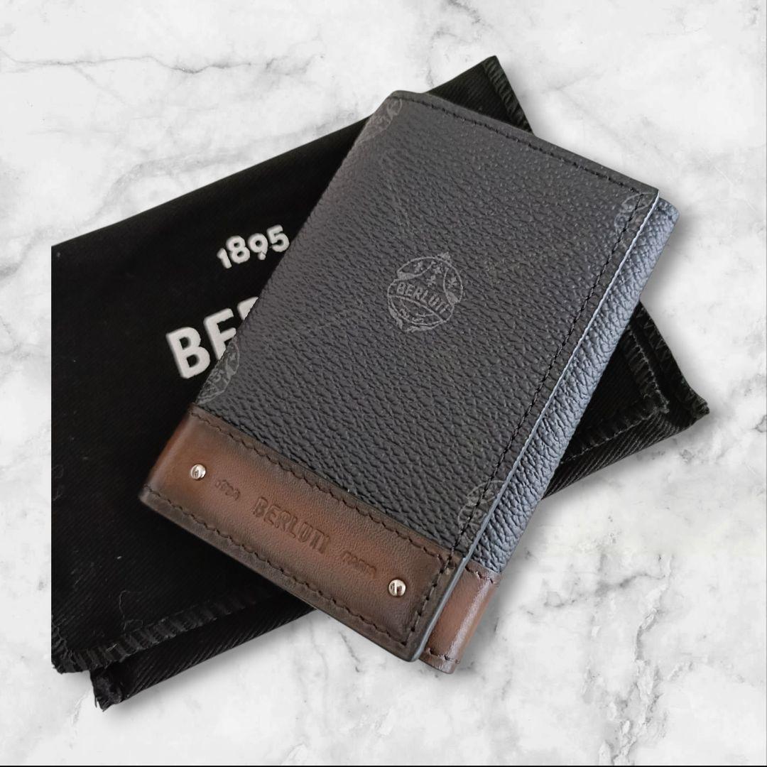 未使用 Berluti ベルルッティ PVC 6連キーケース