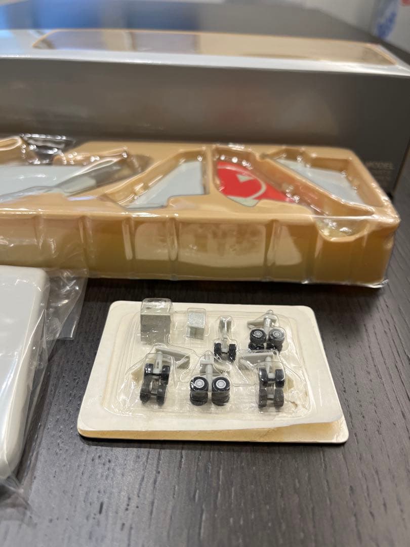 NORTHWEST AIRLINES ボーイング747-400 1/200