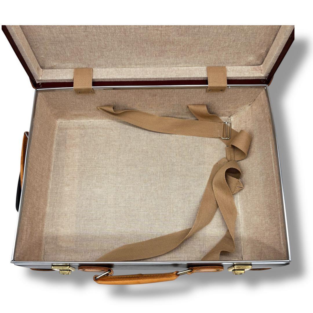 グローブトロッター センテナリー 2輪 スーツケース ブラック