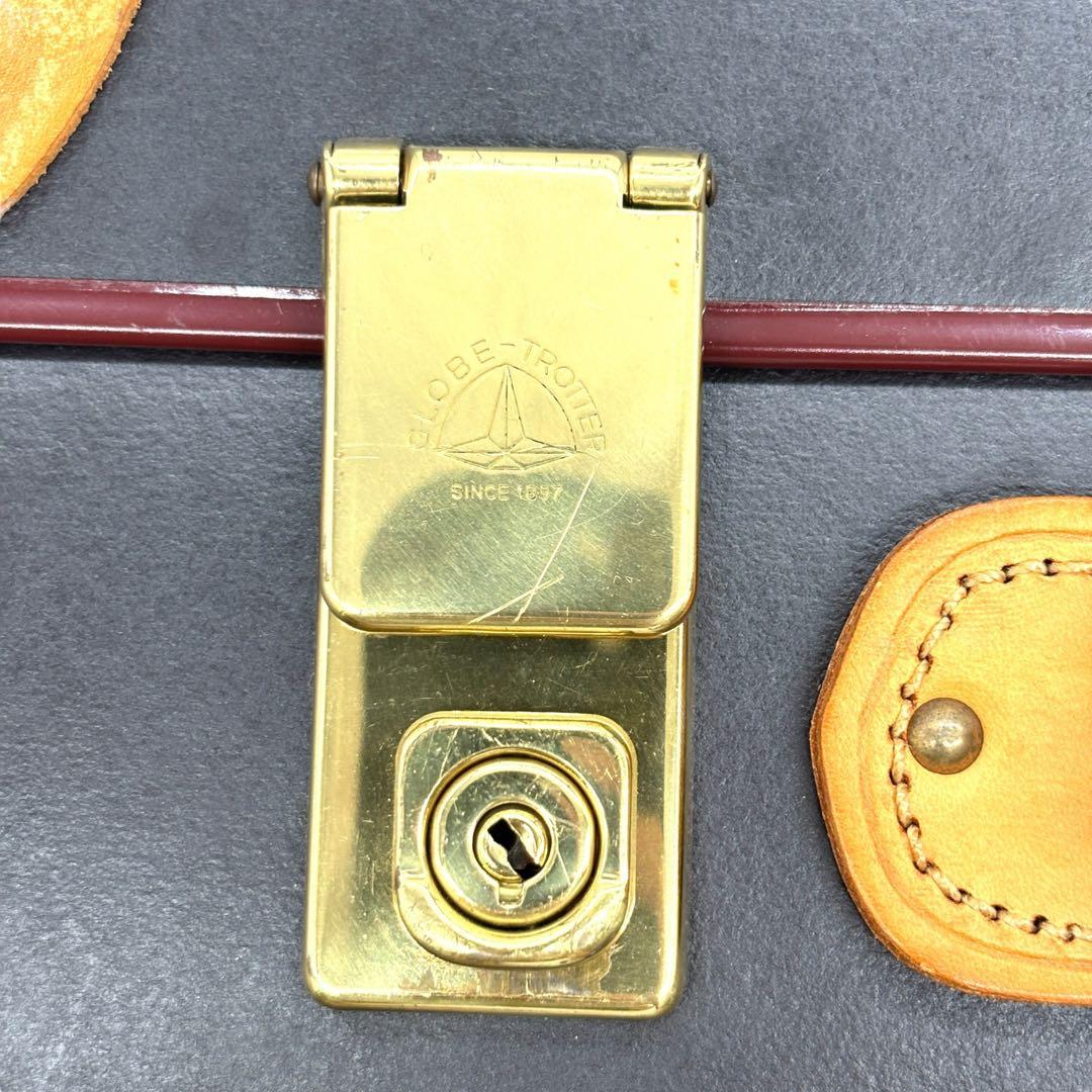 グローブトロッター センテナリー 2輪 スーツケース ブラック