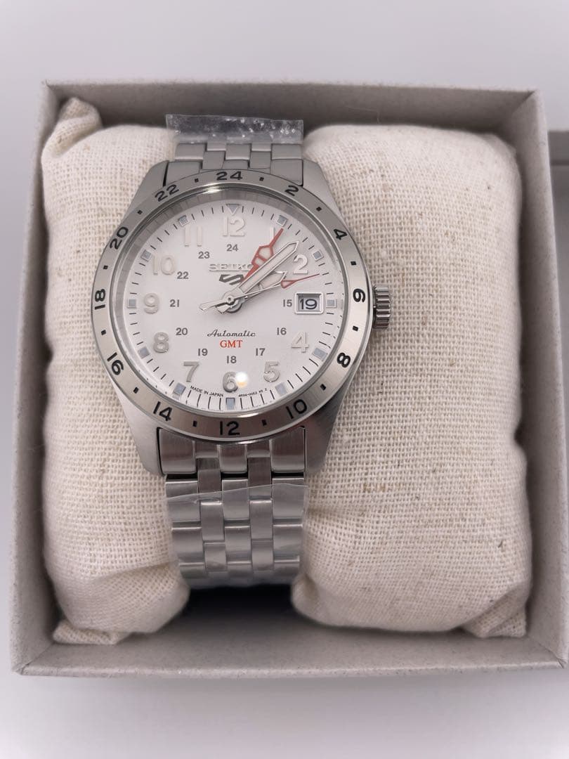 【新品】SEIKO 5スポーツ GMT SBSC009 セイコー5 自動巻き式
