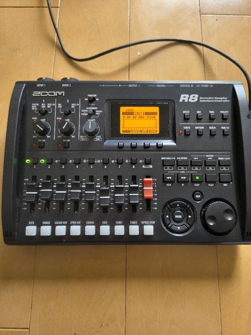 配信機器・PA機器・レコーディング機器 zoom r8