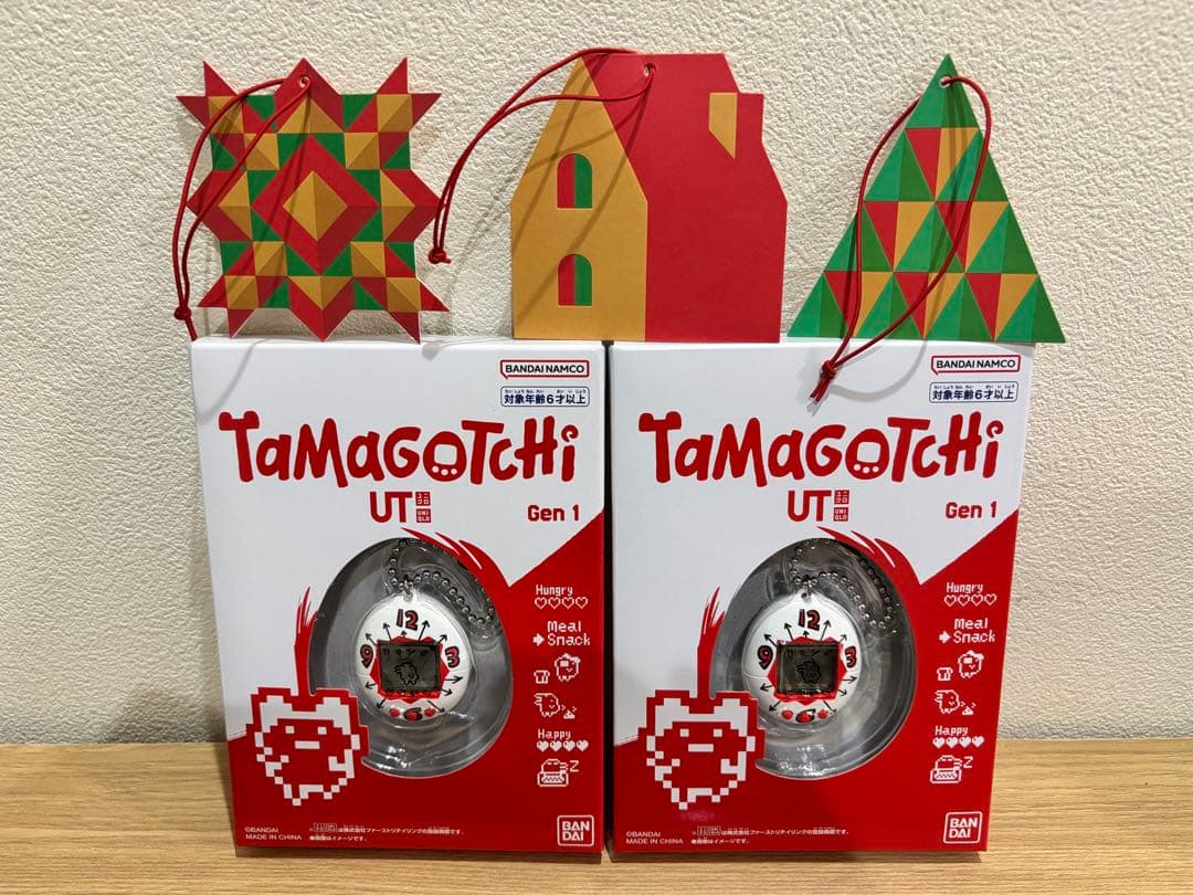 ユニクロ UT オリジナル たまごっち ２個セット