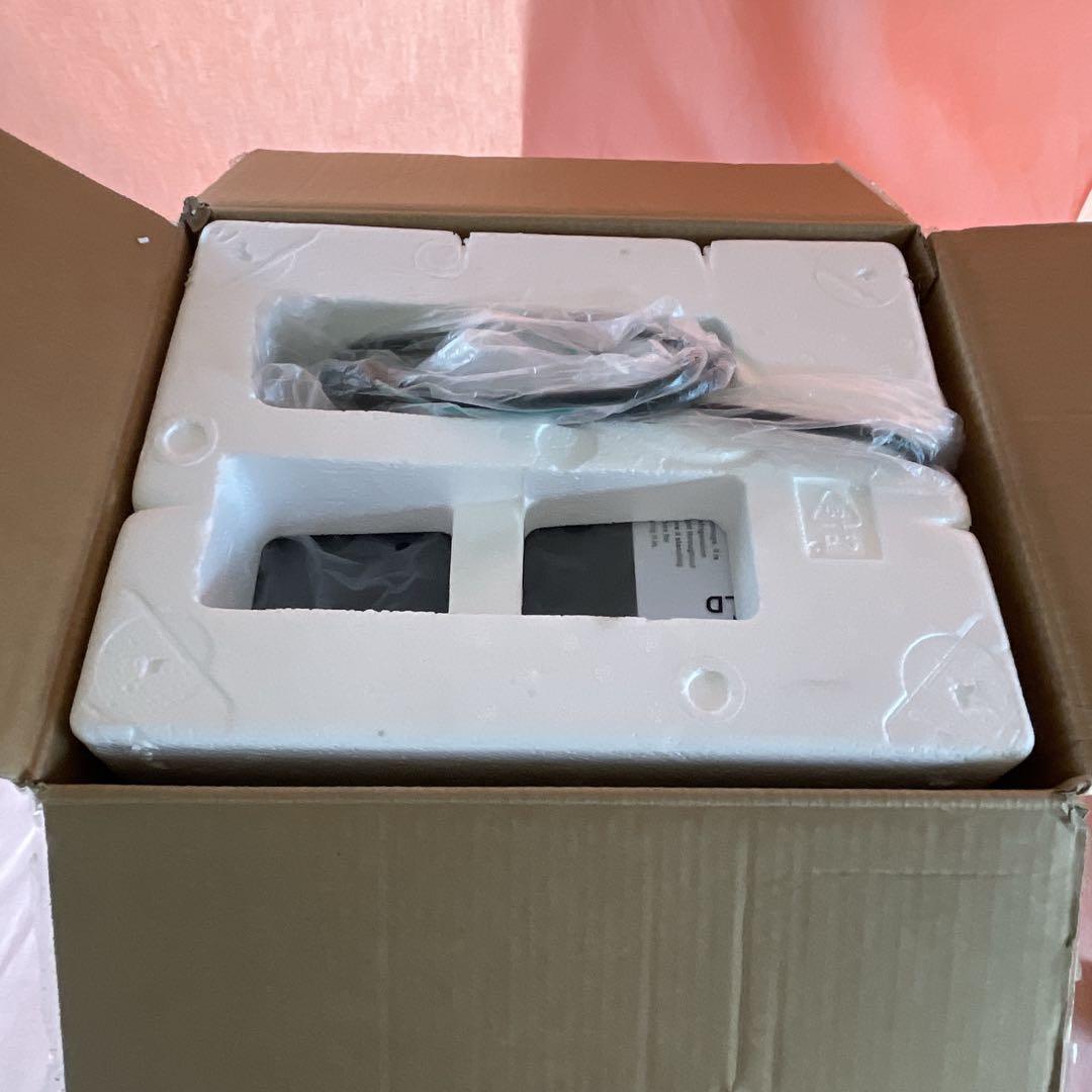 ETL認証 家庭用　自動製氷機 ホワイト　未使用品