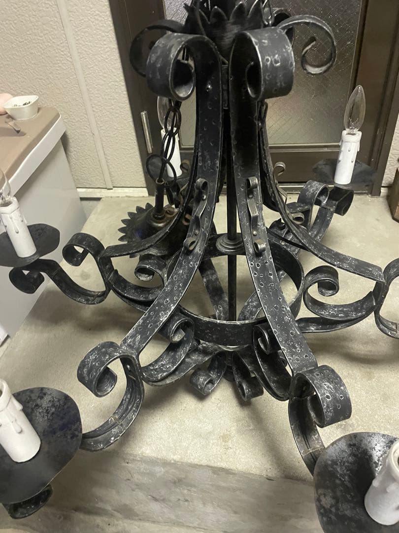 大正ロマン　6灯シャンデリア　アンティーク　燭台風　洋館　レトロ　鉄製　中古品