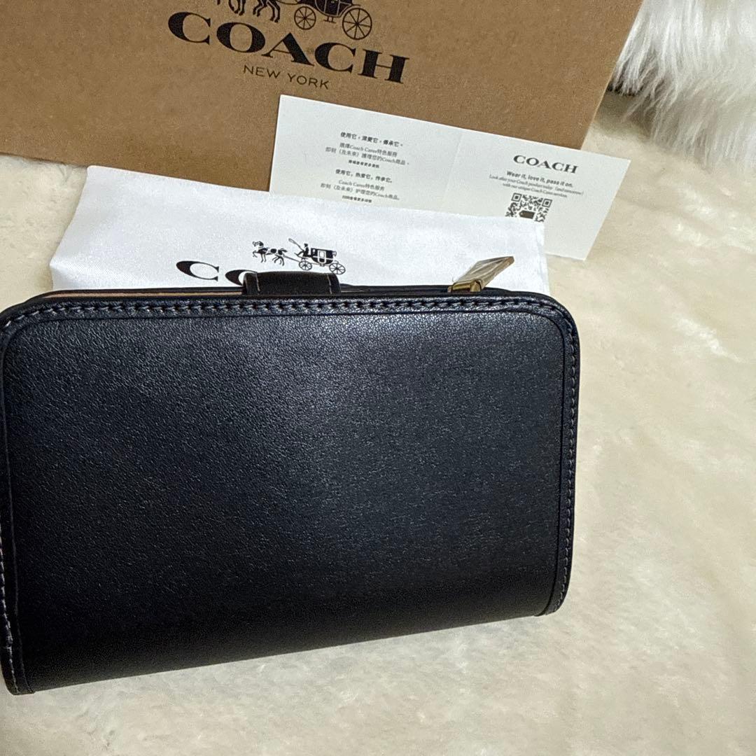 COACH ブラックレザー 二つ折り財布