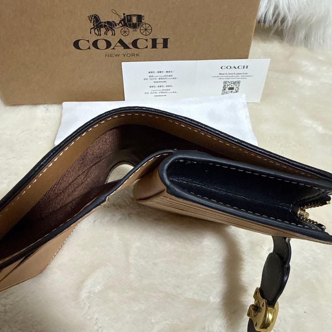 COACH ブラックレザー 二つ折り財布