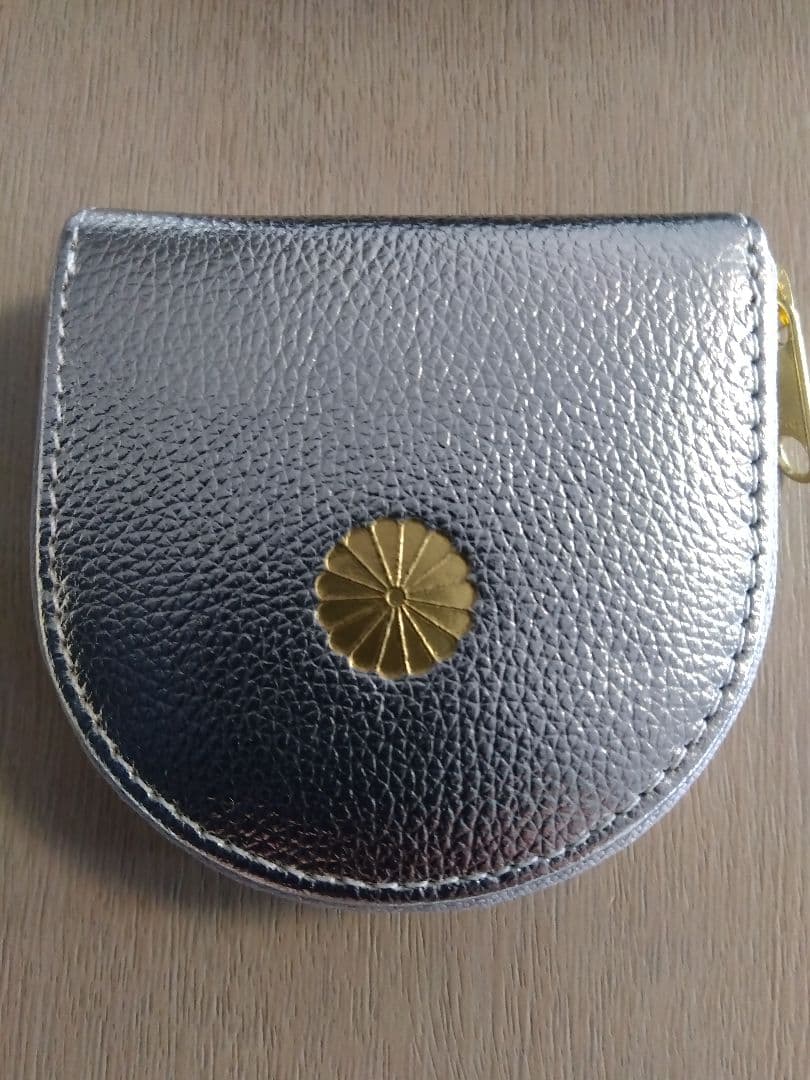 新品　皇居限定　シルバー　ケース