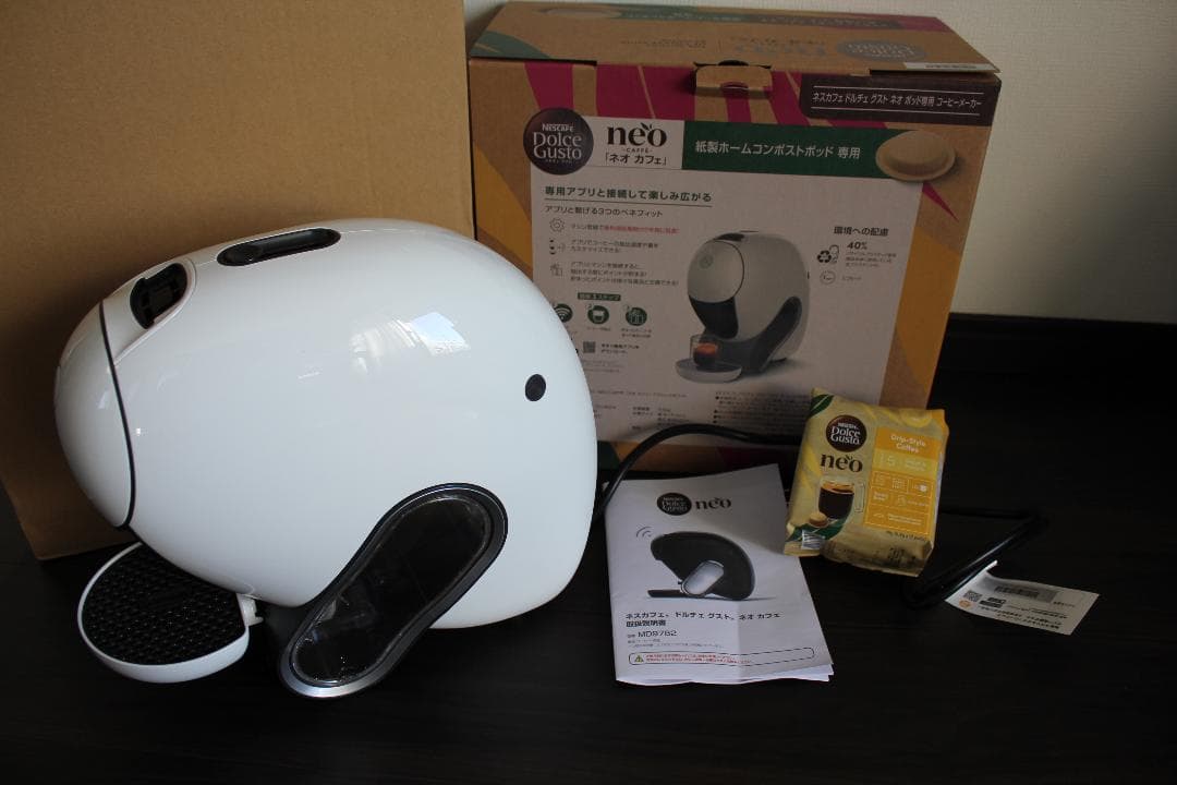 ネスカフェ■ドルチェグスト ネオ本体(白)＋コーヒーカプセル9個■３回のみ使用
