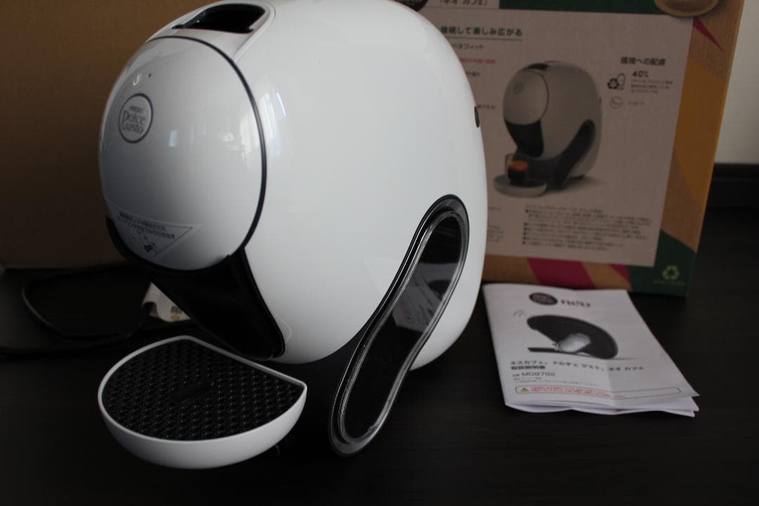 ネスカフェ■ドルチェグスト ネオ本体(白)＋コーヒーカプセル9個■３回のみ使用