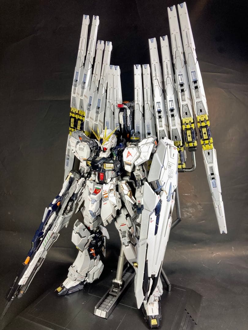 MGEX級 νガンダム 海外スタジオ 塗装済み完成品