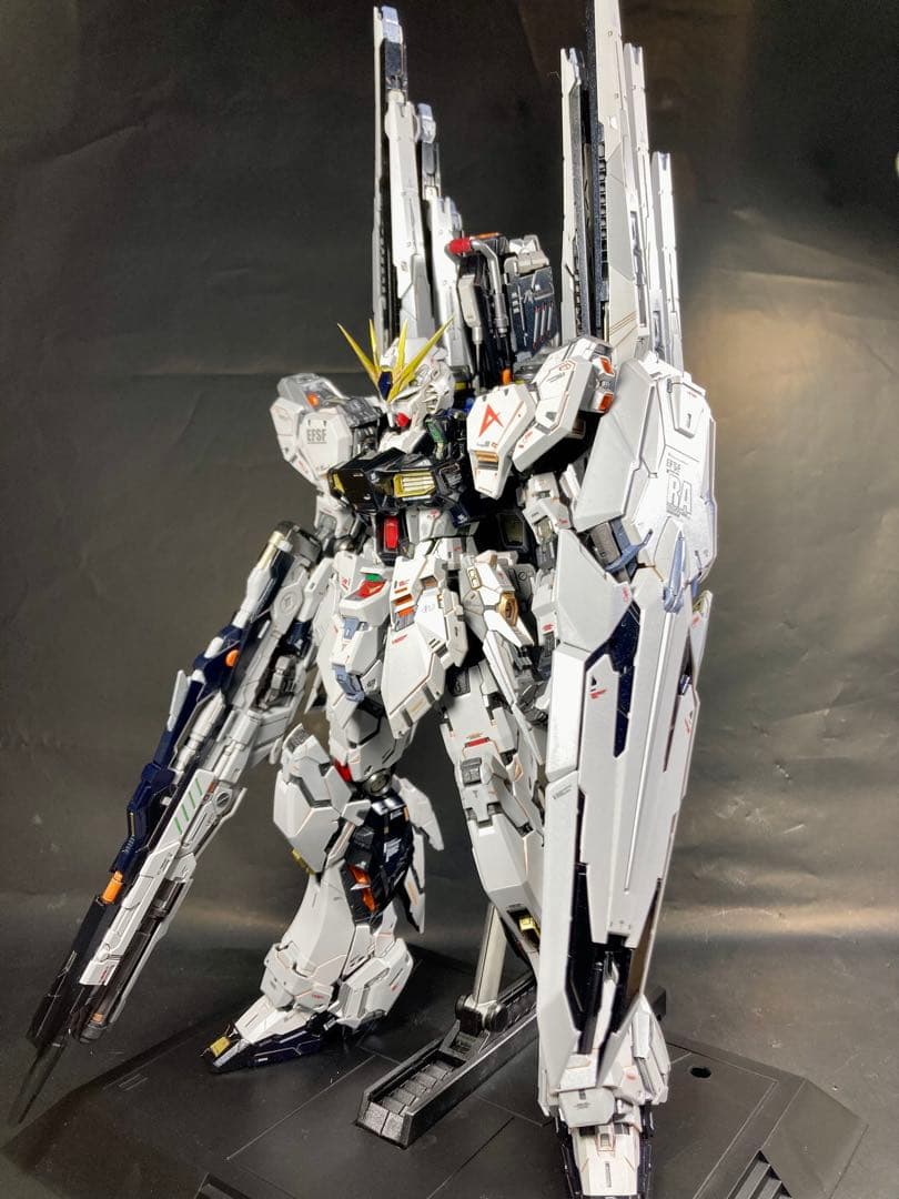 MGEX級 νガンダム 海外スタジオ 塗装済み完成品