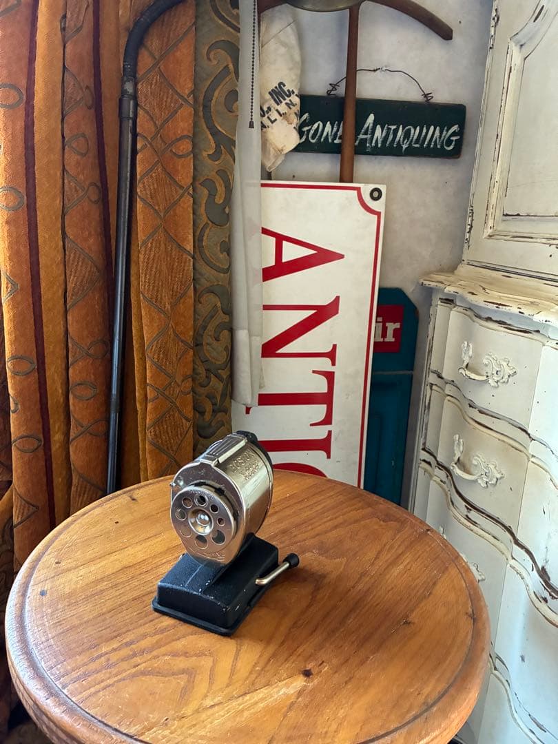 アンティーク　鉛筆削り　ペンシルシャープナー　Boston アメリカ