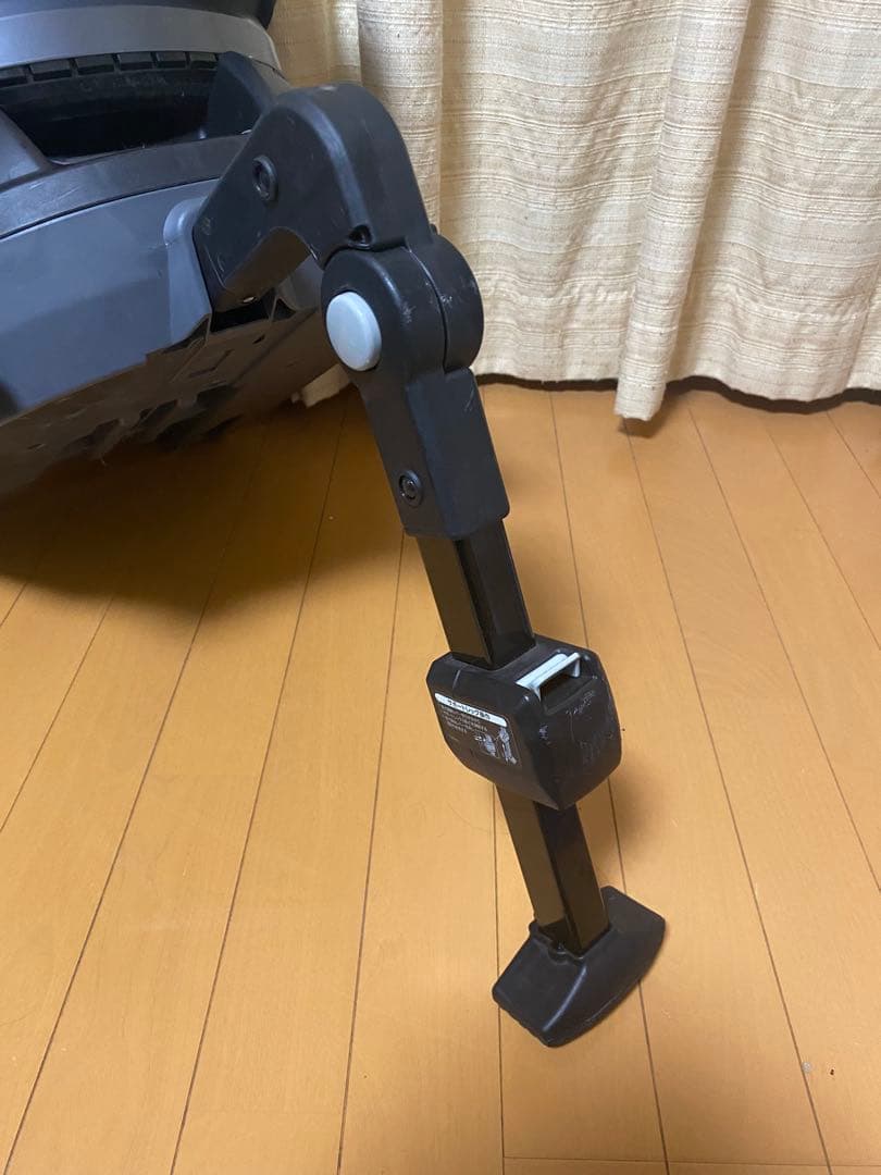 美品 Combi コンビ クルムーヴスマート ISOFIX エッグショックNeo