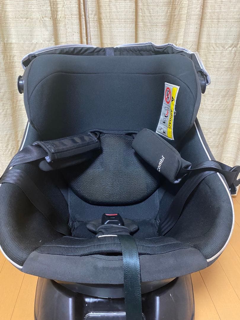 美品 Combi コンビ クルムーヴスマート ISOFIX エッグショックNeo