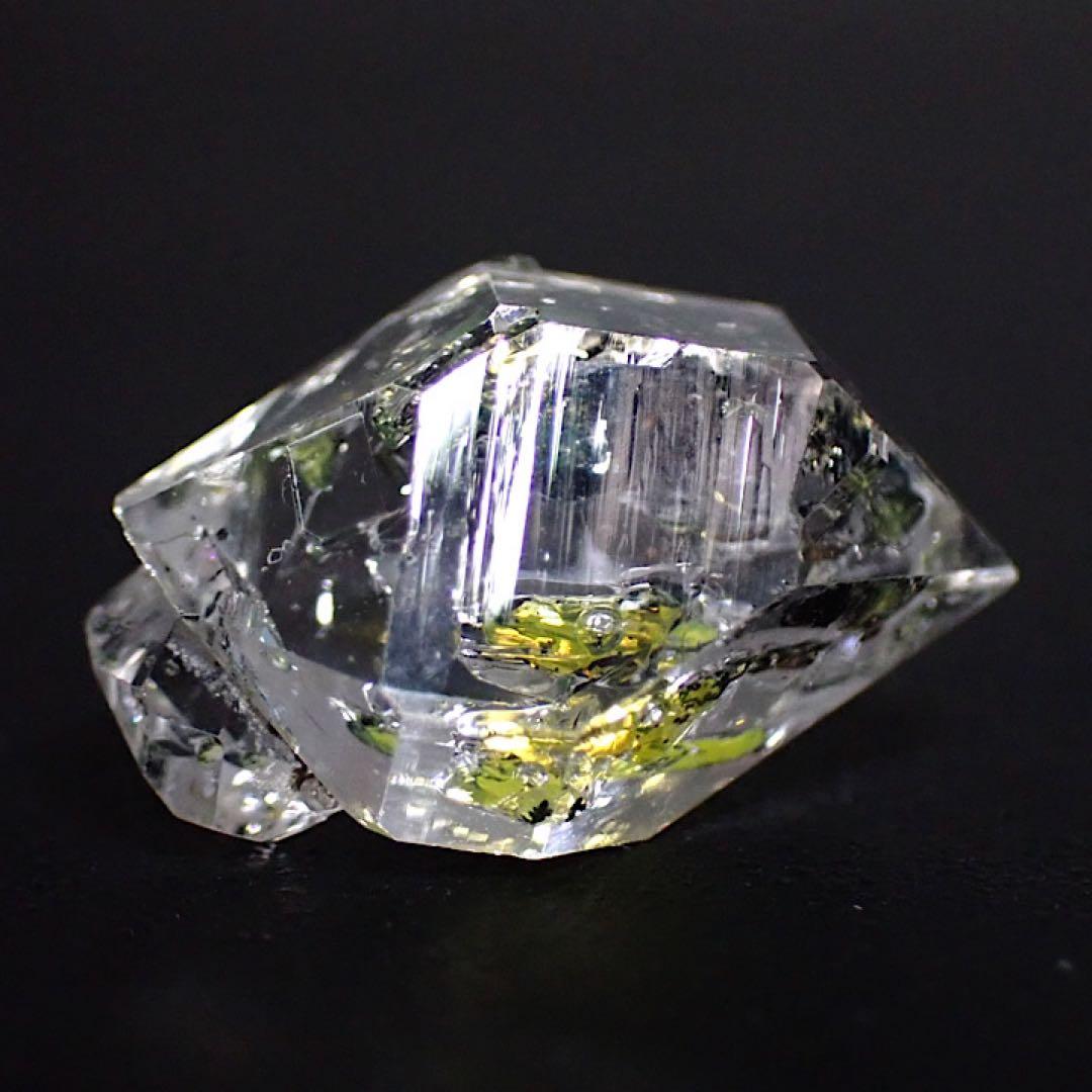 【パキスタン産】オイルインクォーツ