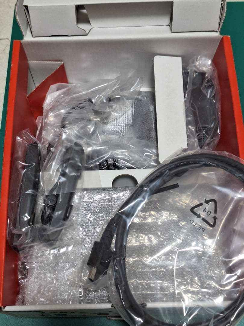 Nintendo Switch ニンテンドースイッチ本体　ネオン 付属品未使用