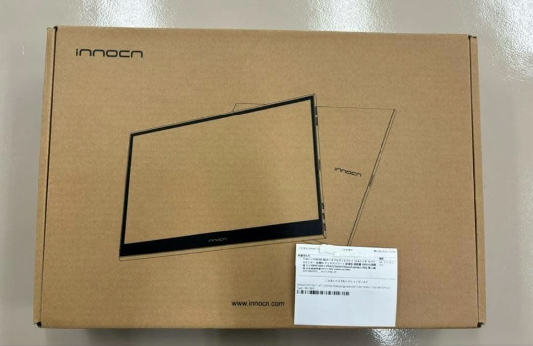 モニター　OLED 4K 15.6インチ 有機EL