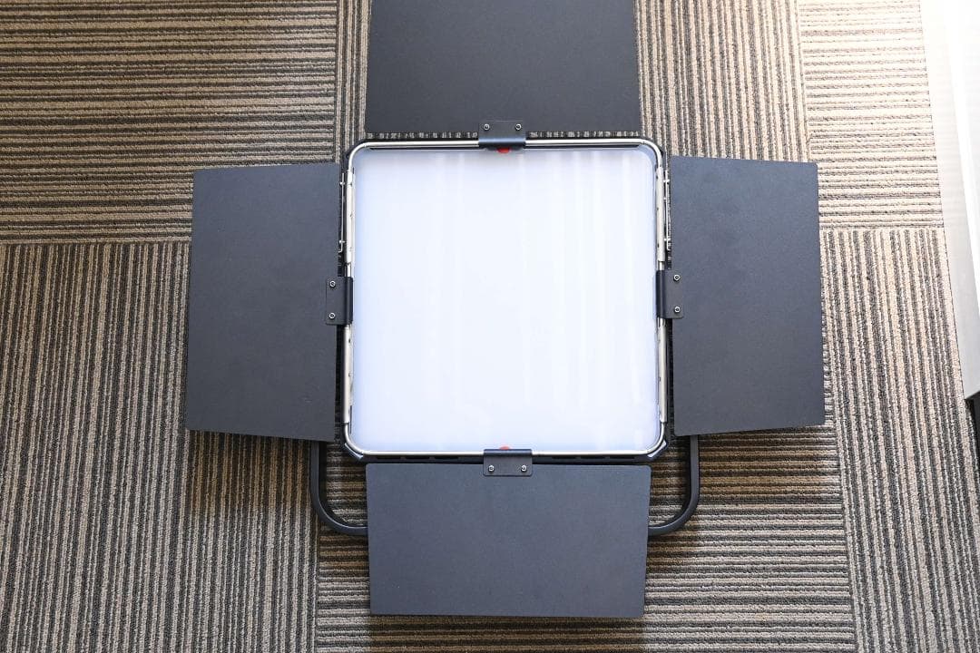 Luxli Timpani² 1x1 RGB LEDライトパネル