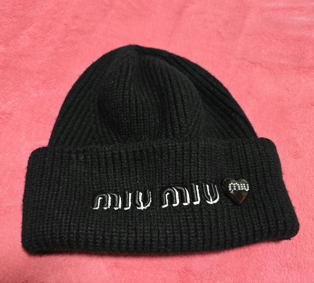 MIU MIU　ミュウミュウ ニット帽