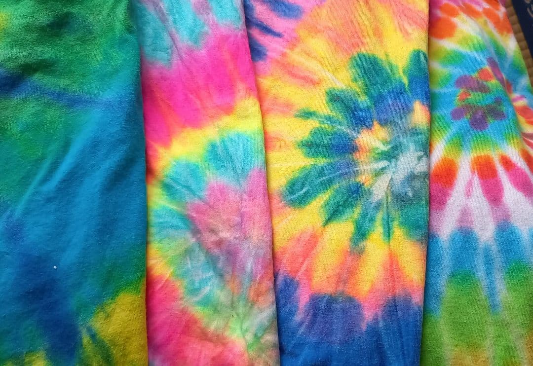 カラフルタイダイ