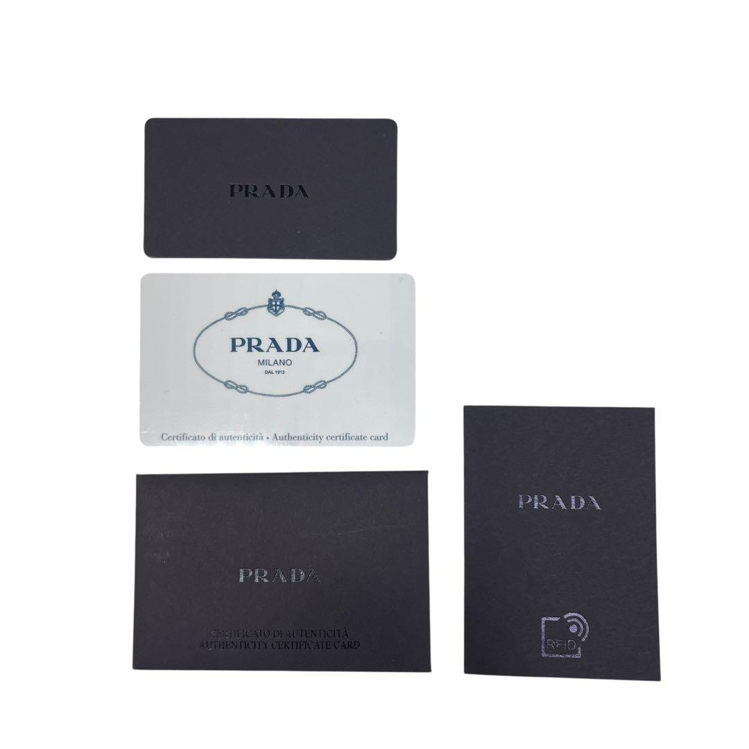 極美✨プラダ ケース キーリング サフィアーノレザー 金ロゴ レッド