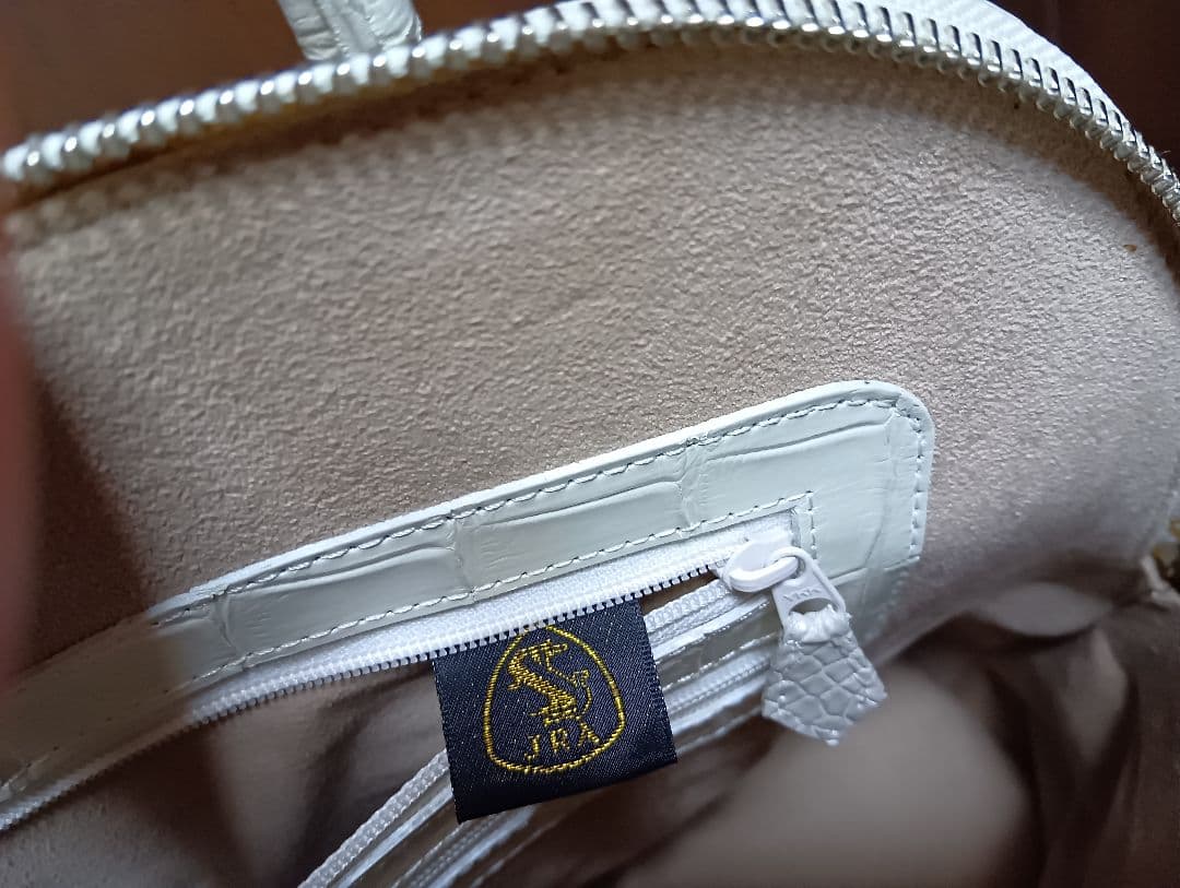 JRAクロコダイルJRAハンドバッグ パールホワイト