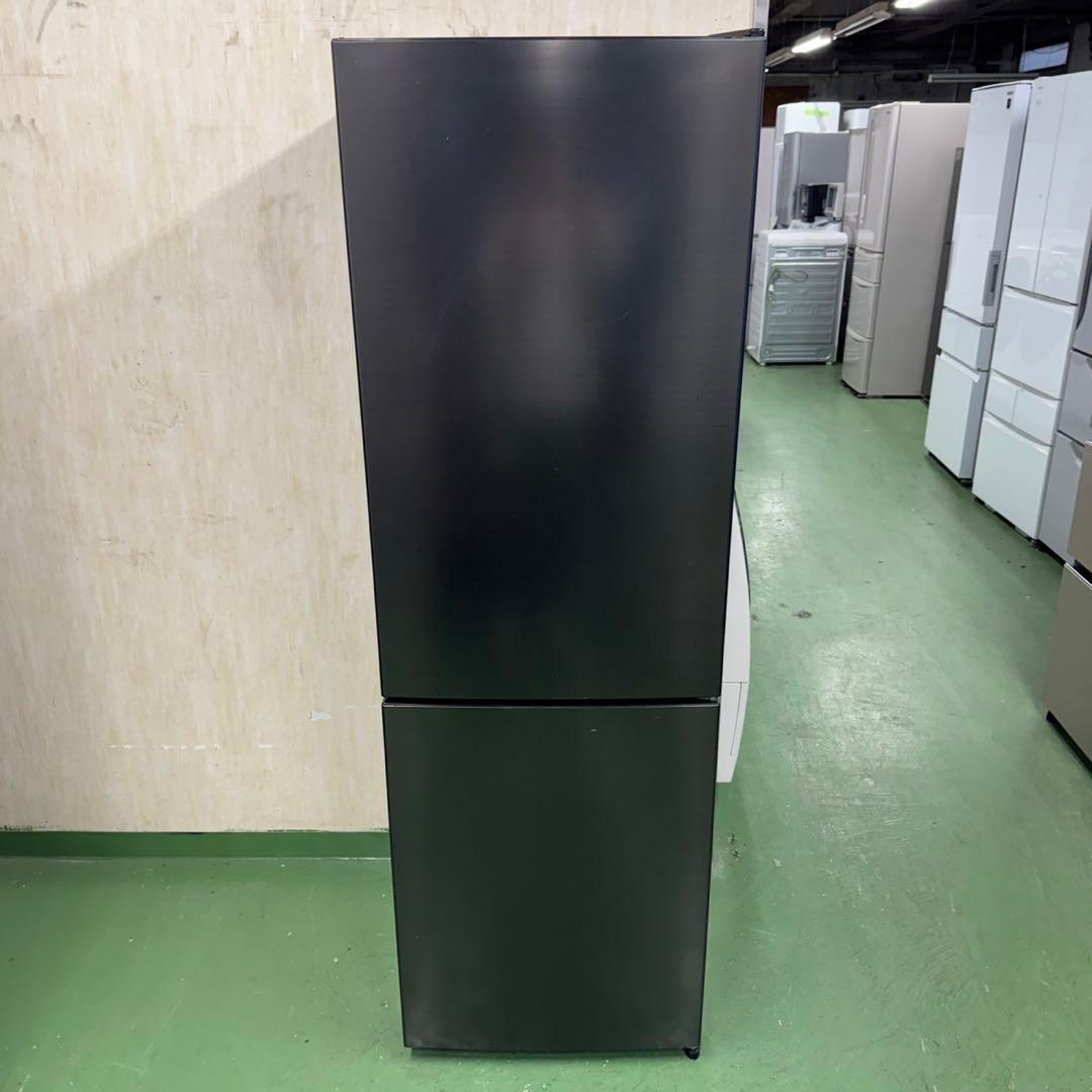 164 大きめサイズ冷蔵庫231L 200L強　小型　一人暮らし　同棲　保証込み