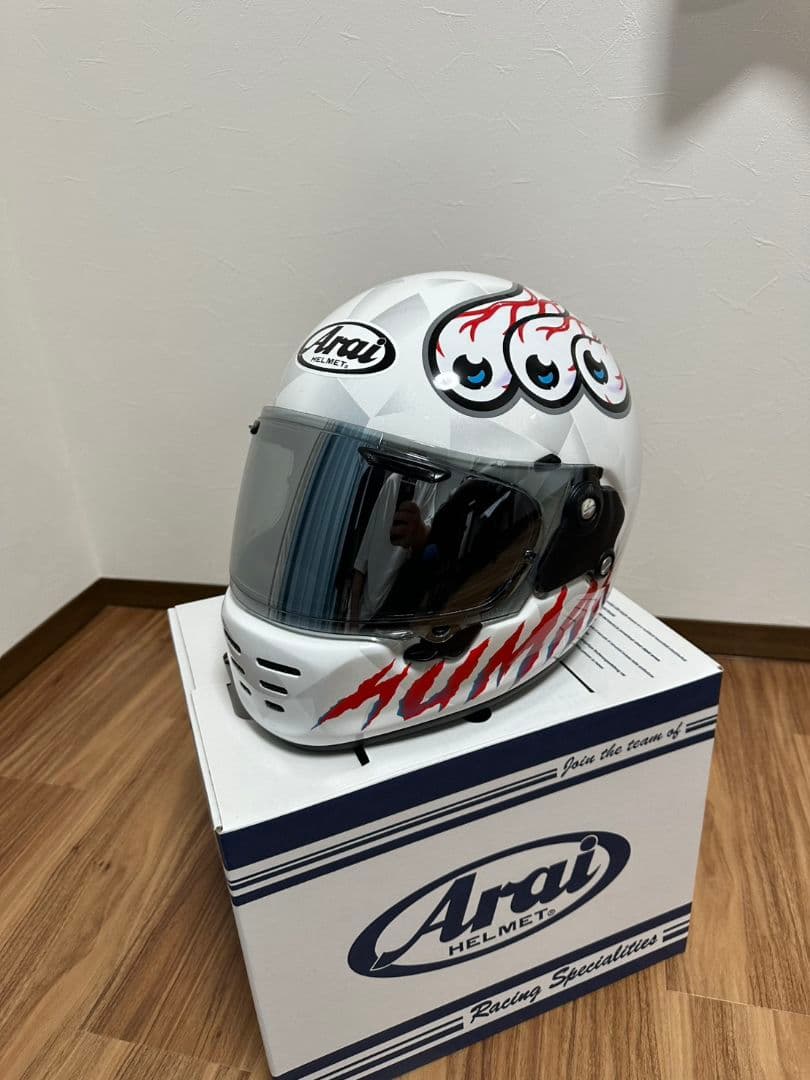 Arai ヘルメット ホワイト・レッド・グラフィック