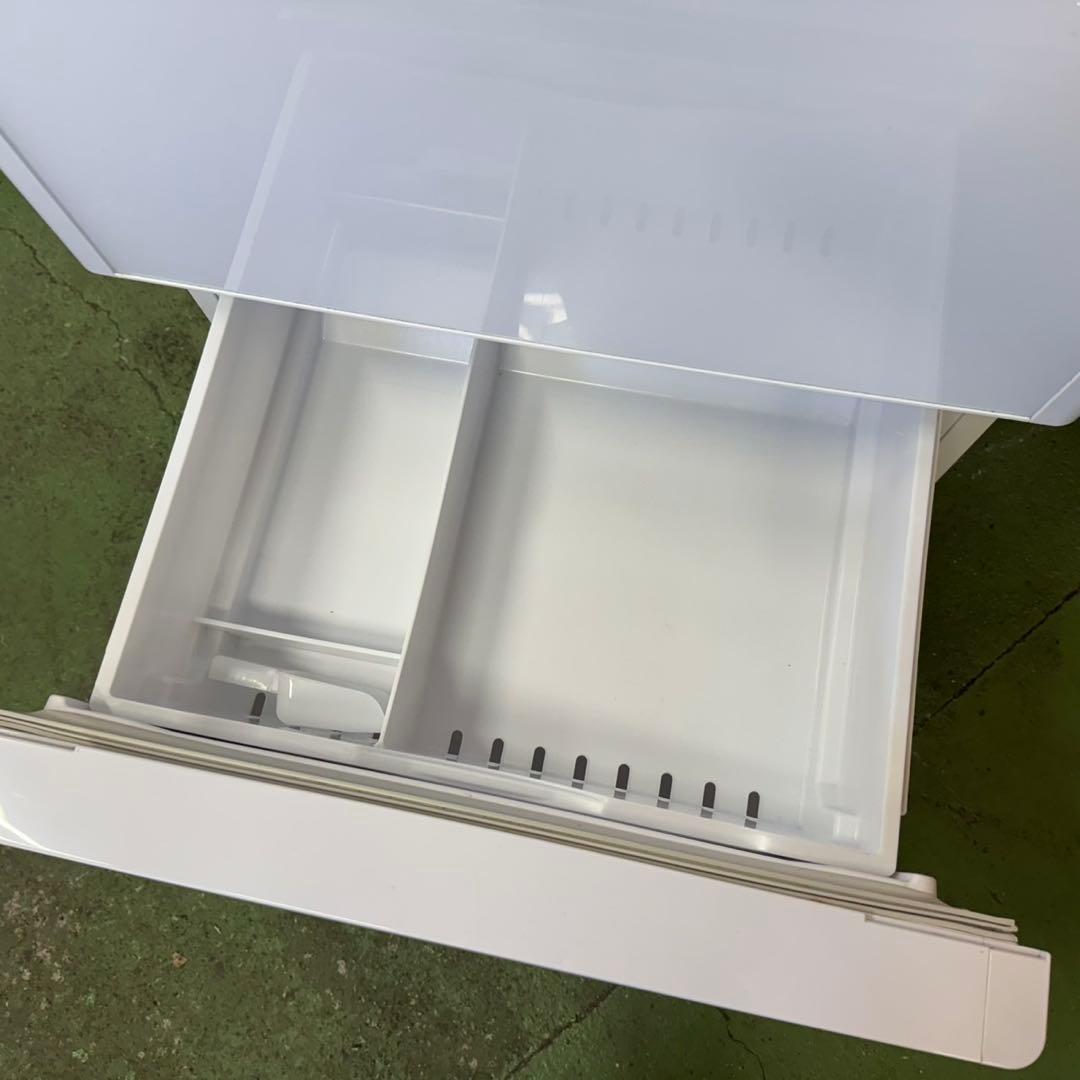 318 日立　大型冷蔵庫　300L強　小型　自動製氷　大人気モデル　右開き