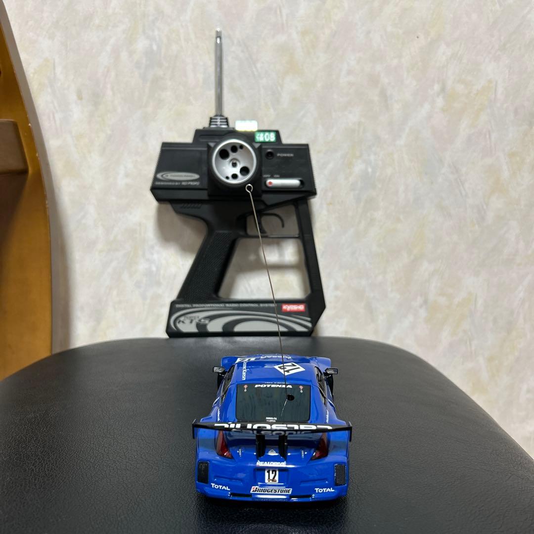 京商ラジコンミニッツモンスターマッドフォース　NISSANカルソニック