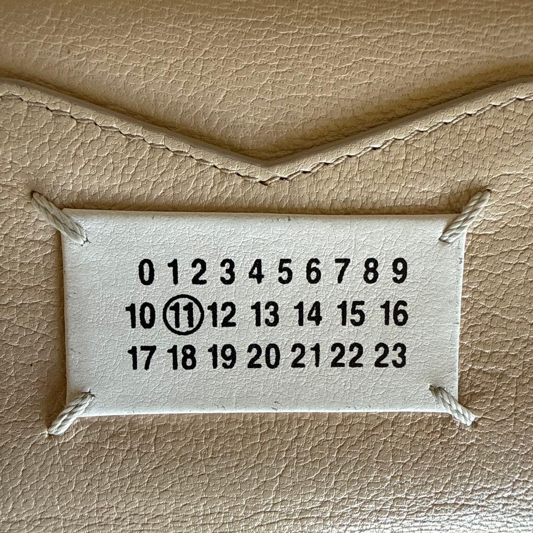 マルジェラ 三つ折り財布