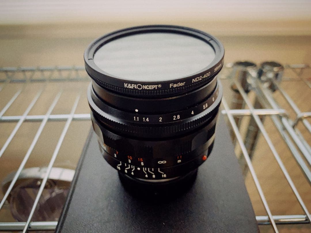 Voigtländer 50mm F1.1 (ライカMレンズ)
