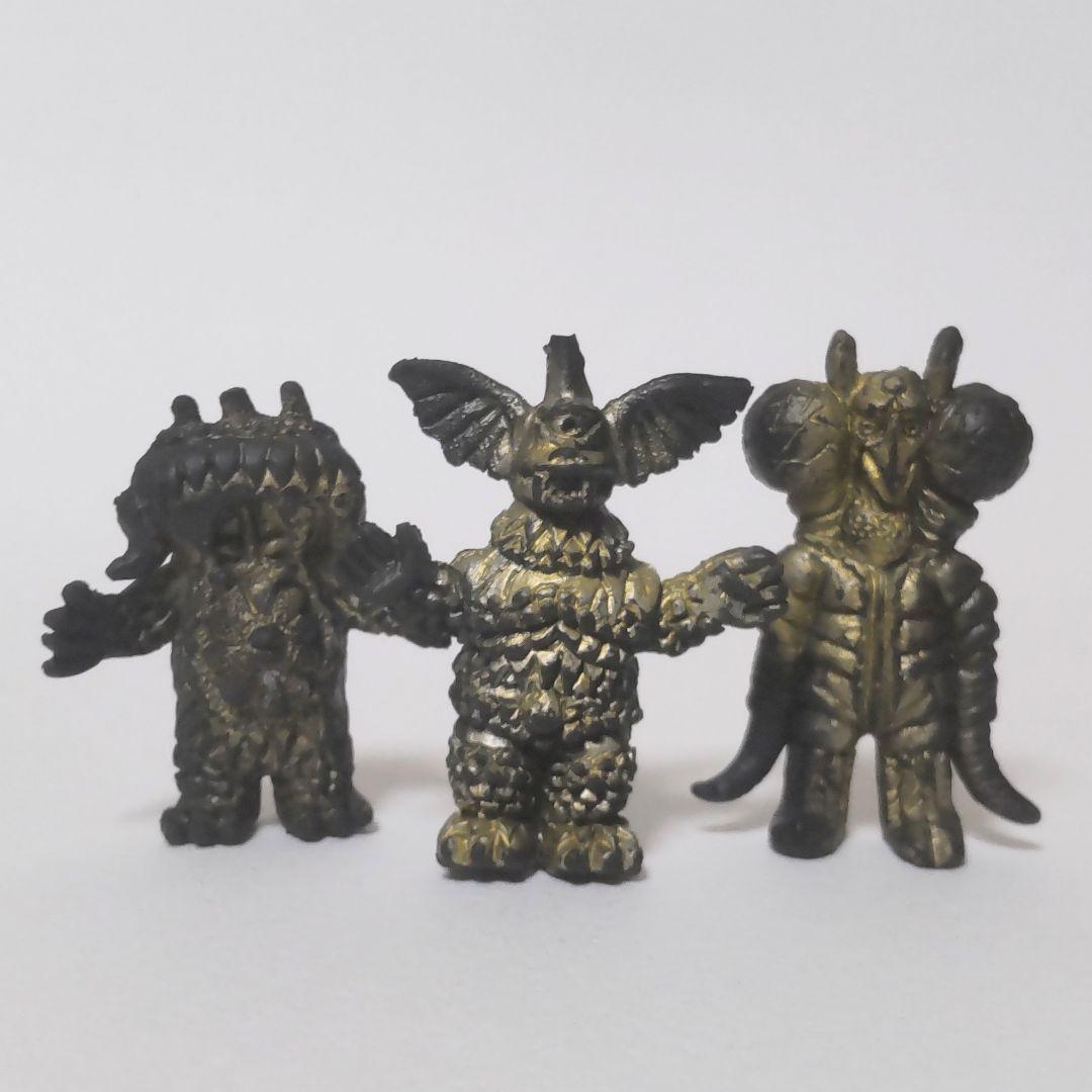 loaolさん用★コレ380~381　ウルトラマン怪獣消しゴム