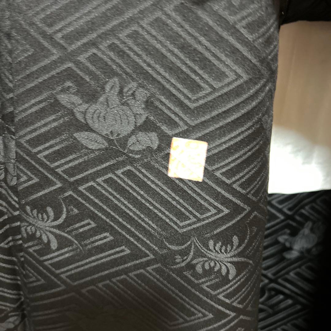 ♡大人おしゃれ！黒地に雪輪模様のお振袖♡